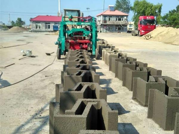 水渠成型機(jī)施工時(shí)的要求有哪些